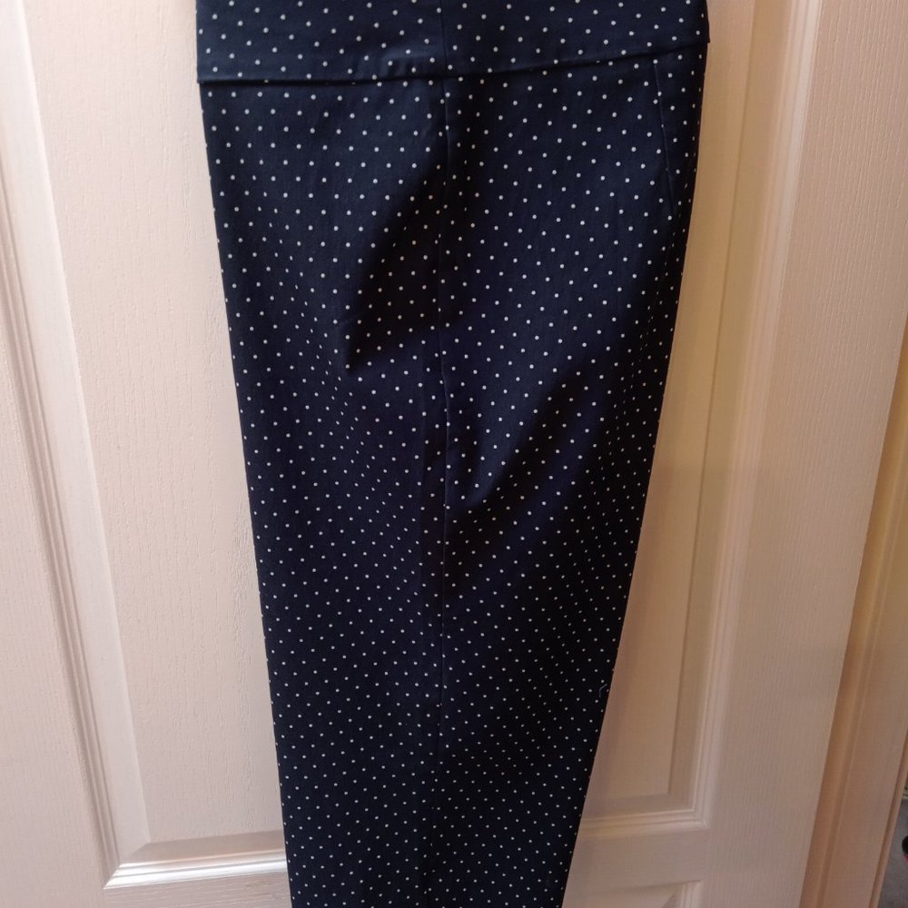 Rafinalla Capris - NEW